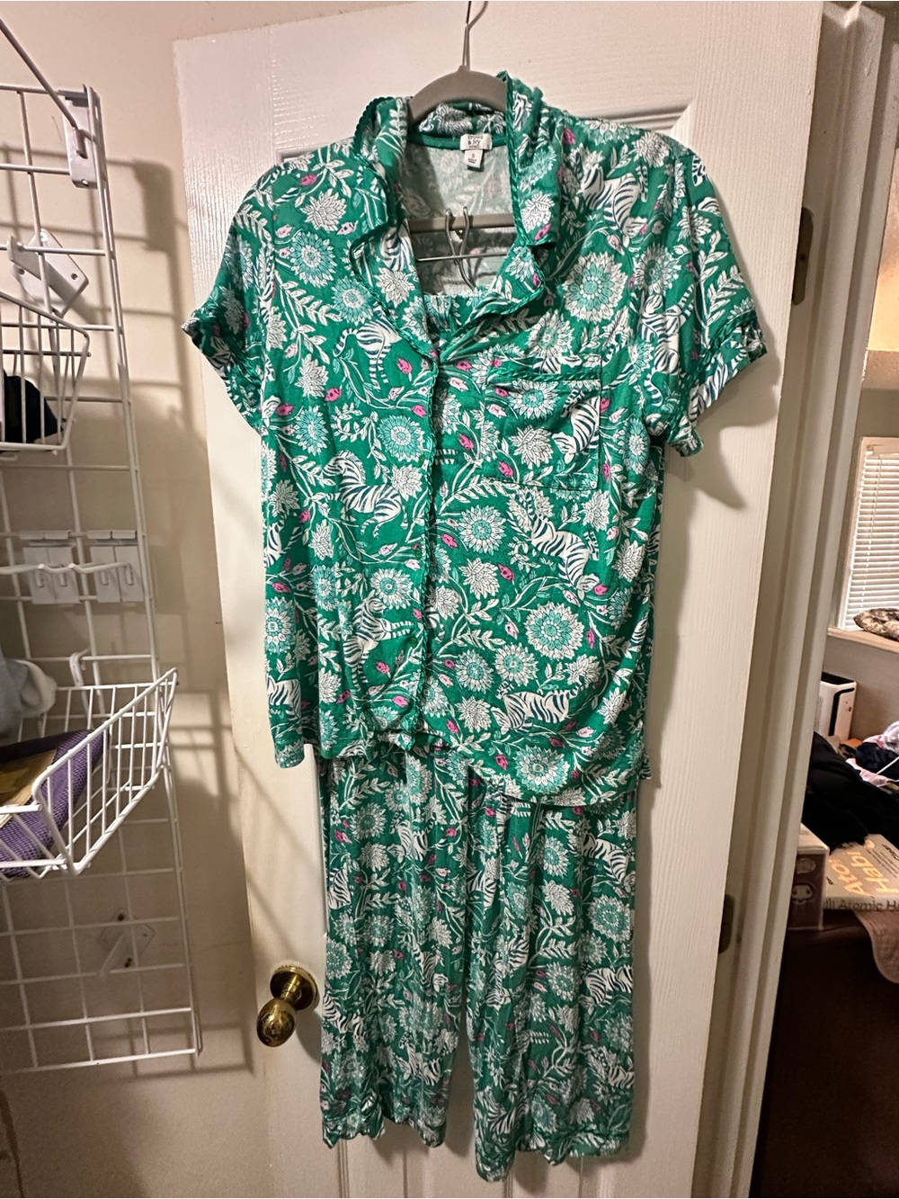 Crown & Ivy Green Two-Piece Pajama Set with Pink Accents